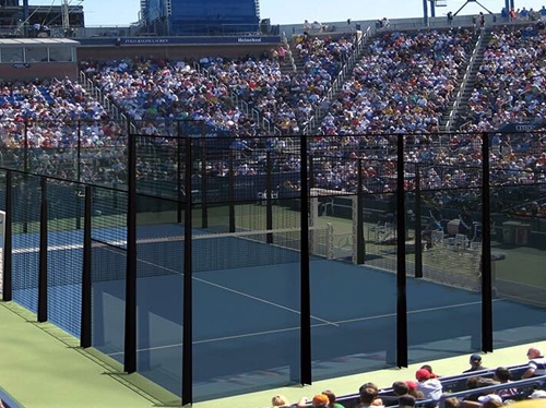 Paddle tennis court